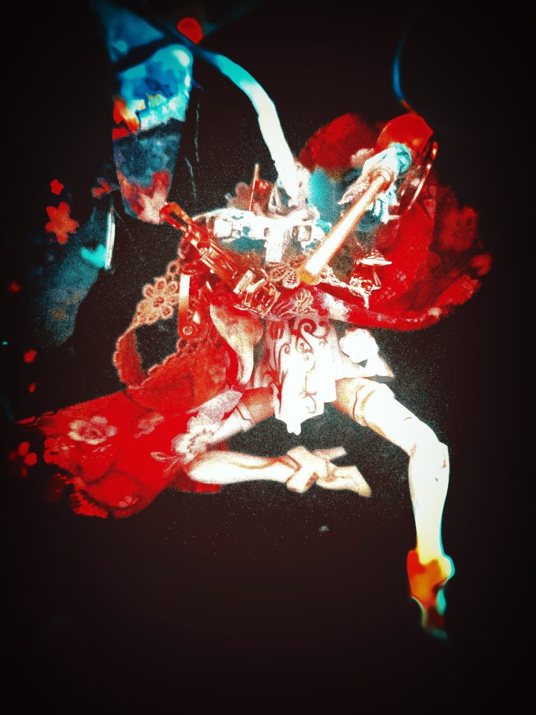 『 グフカスタムには、漢の浪漫が詰まっているのだ!、お偉い方には、それが分からんのんです!、とでも言いたいのか!?』