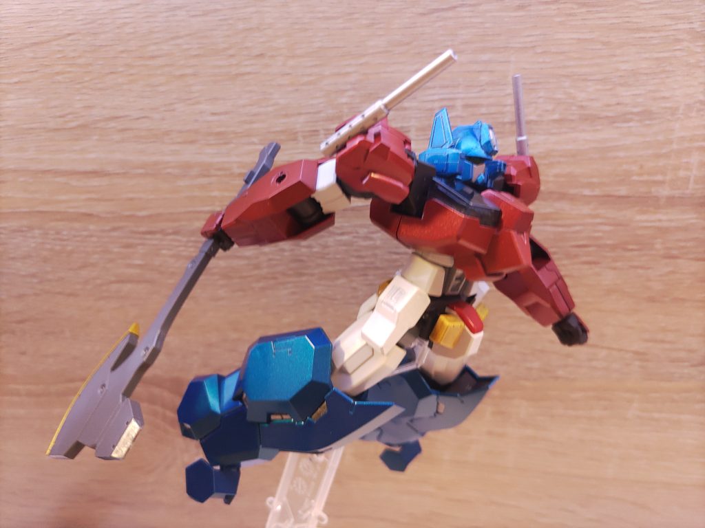 マチュ「アッチの方が強そう！」