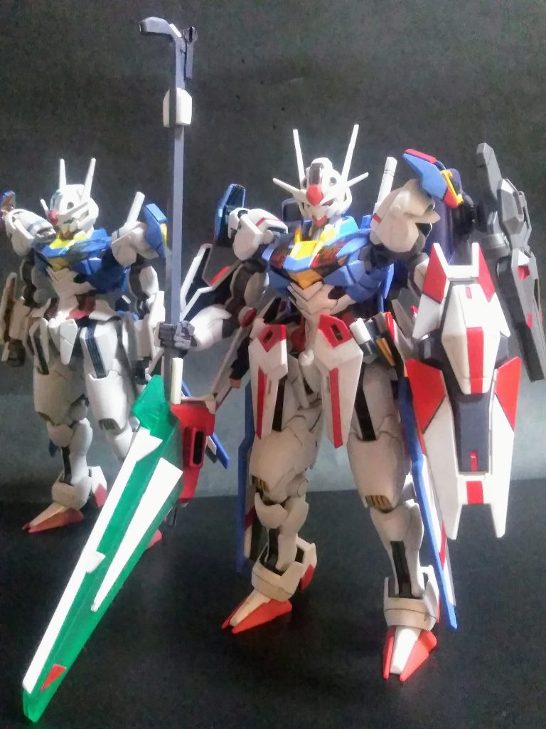 ハイ!装着状態 😁腰周りを中心に、両腕部にも、新たな『GUNDビット的』なパーツをアシラッテおきました 😚👍最も、『GUNDビット』はこれ以上、増やせないでしょうから『ドローン的なモノ』と!シトキますか 🤣🤣🤣