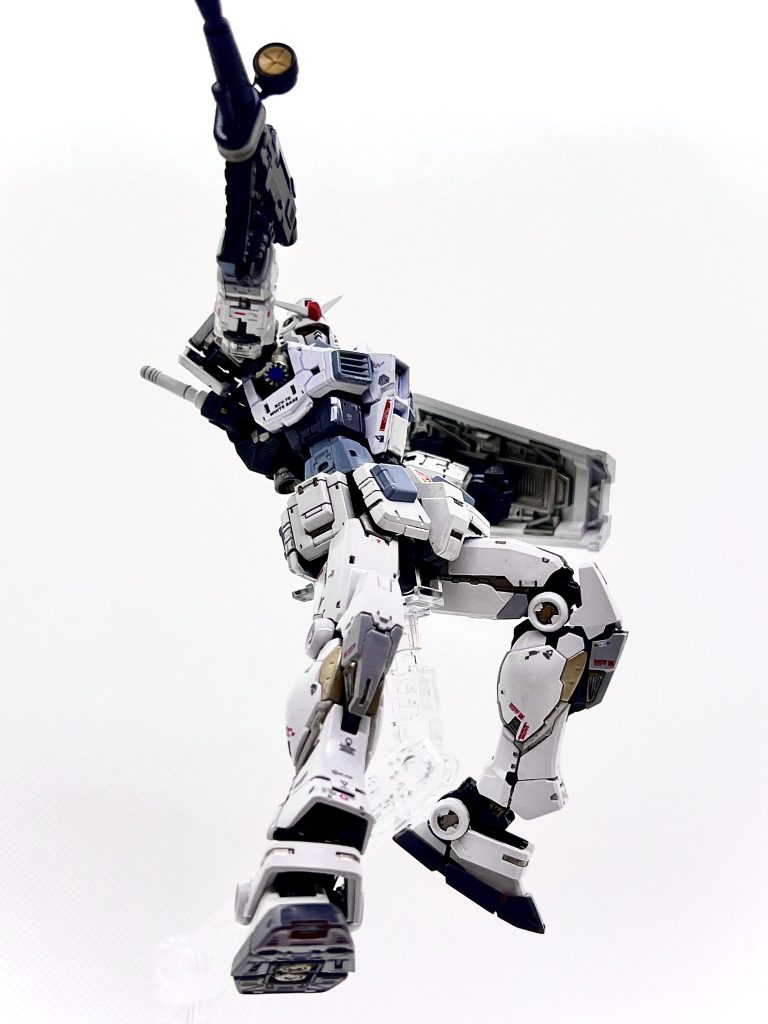 白いガンダム(正史)–7枚目/制作者:OGNEK