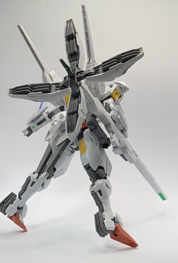 HG  ガンダムキャリバーン–3枚目/制作者：いざよい