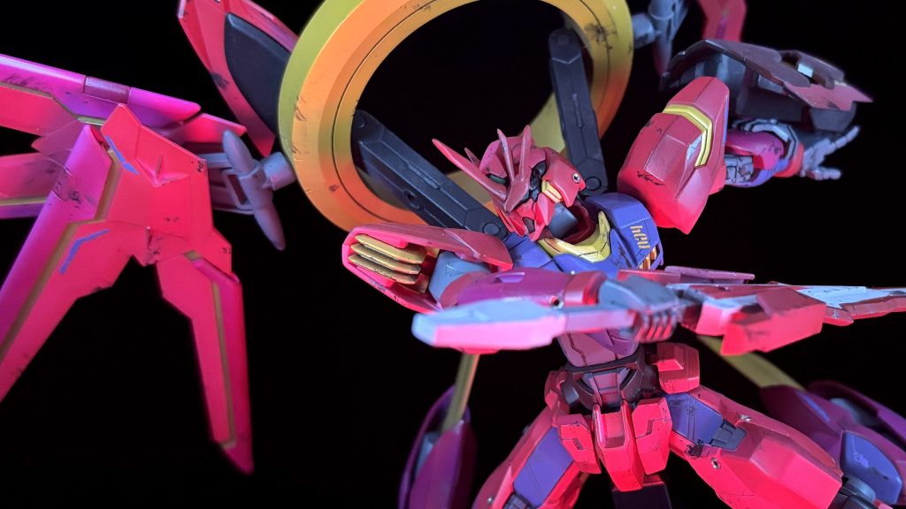 レギルスパーツに新規でモールドを掘りました😊頭部に角生やしました！本投稿での「人の感情などとうに捨てている」から『人外』っていうイメージで鬼神を連想とさせられる様に作りました