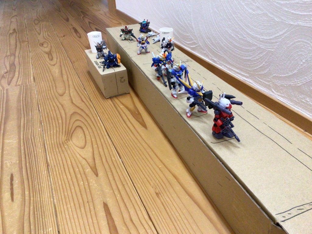 艦橋はトイレットペーパーの芯です