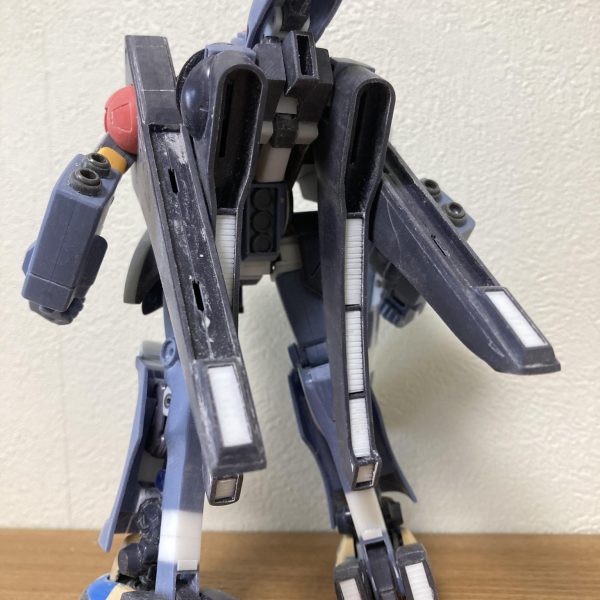 長かったガ・ゾウム製作もようやく終了しました。GW中に塗りたかったけど無理でした…完全変形なんて目指したため、途中で何度もやり直しがあり、試行錯誤の末にやっと満足いく形まで来ました。結構カッコ良くなったと思いますが、いかがでしょう？（5枚目）