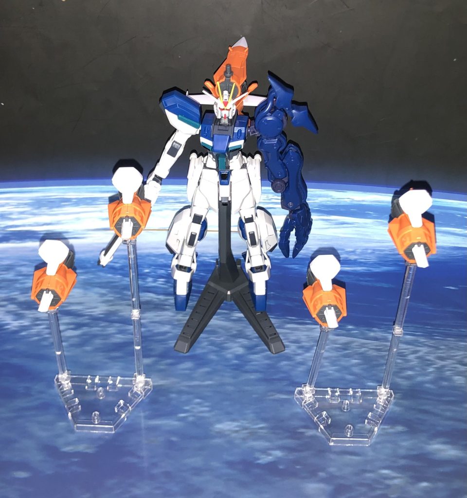 ガンバレルは別売りの台座で展開可能