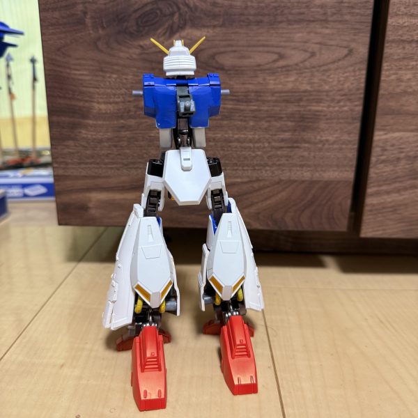 プロトタイプΛガンダム開発計画④です！色塗ってみました！どうですか？ベースがメタスだってわかりますかね、、（ほとんどミキシングしてますが、、）雑なところは多々ありますが、大目に見てください笑（3枚目）