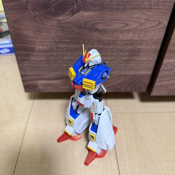 プロトタイプΛガンダム開発計画④です！色塗ってみました！どうですか？ベースがメタスだってわかりますかね、、（ほとんどミキシングしてますが、、）雑なところは多々ありますが、大目に見てください笑（4枚目）