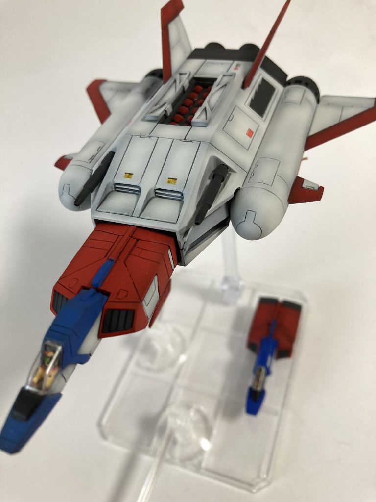 パイロットはもちろんセイラさん