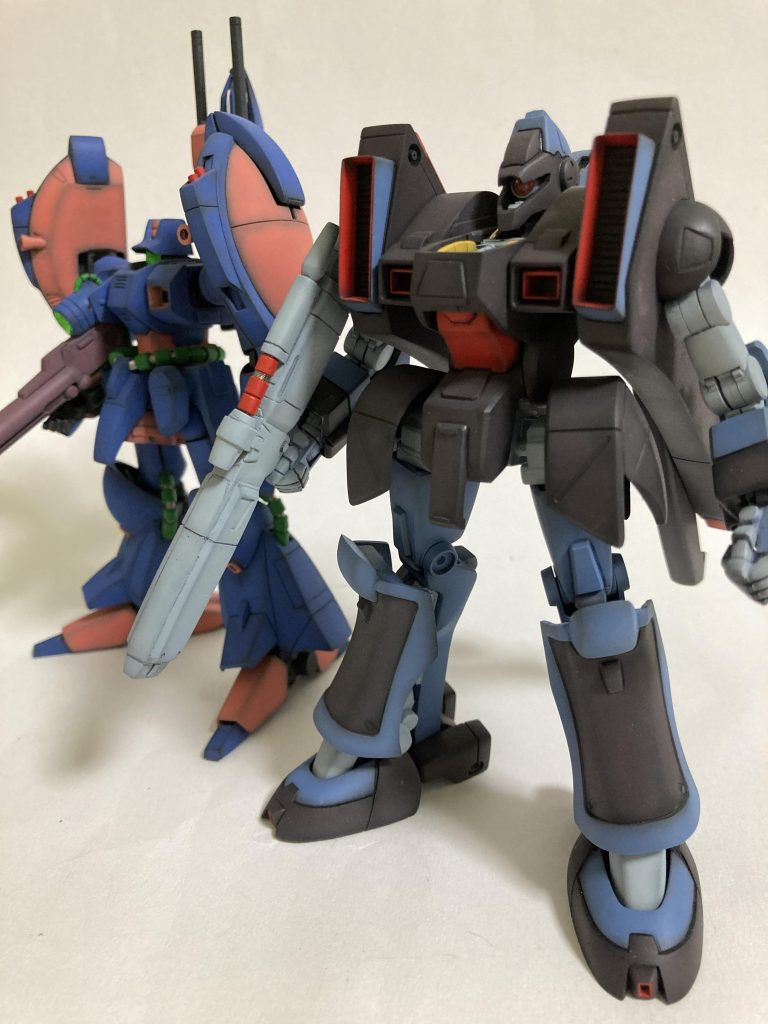 旧キット屈指の傑作ガザDと屈指の問題作ガザE(ガ・ゾウム)です