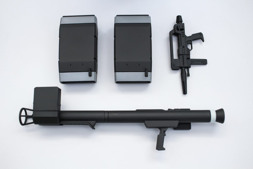 ビームライフル ガンブルーメタリックその他火器 グラファイトブラックいずれもつや消し