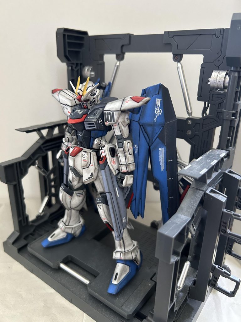 フリーダムガンダム–3枚目/制作者：もみじ饅頭