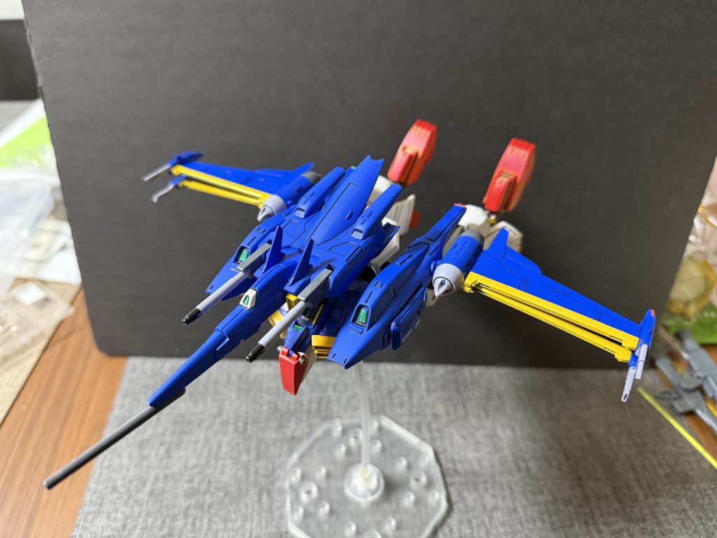 一応変形できます!機体の変形機構はメタス式です!一応、λガンダムの変形は単純化されているらしいので!