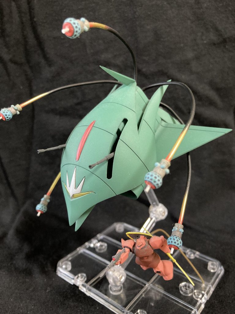 もともと動きの少ないキットのため、躍動感を意識して作成しました