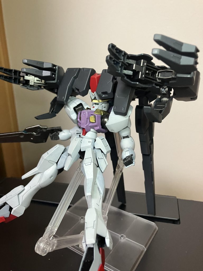 GNビッグキャノンの部分などもちゃんと残したままにしているので、劇中でやっているようなポーズもしっかり取ることができます。