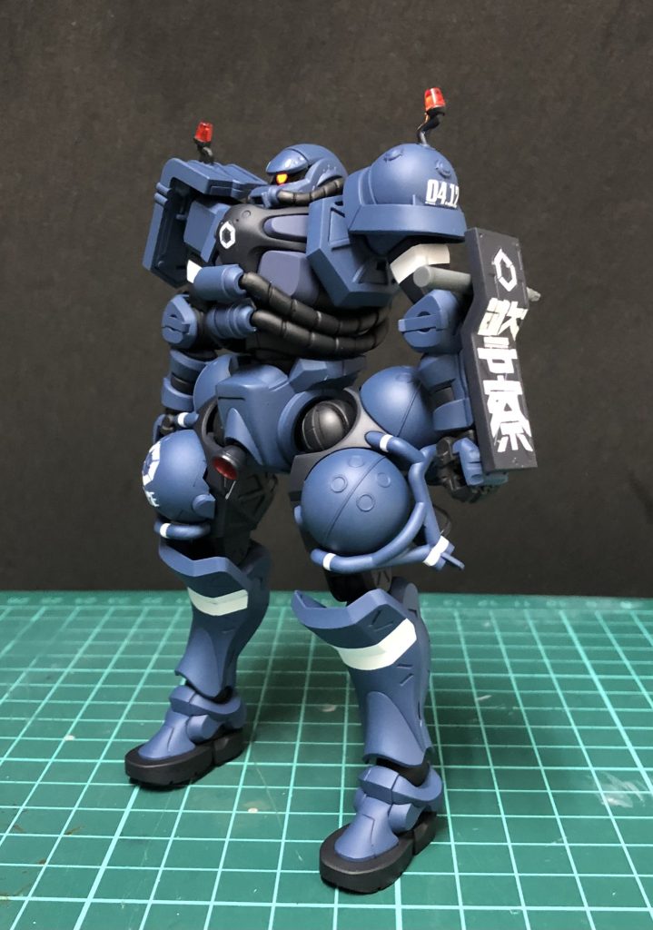 軍警ザク–3枚目/制作者：@ottonkkh