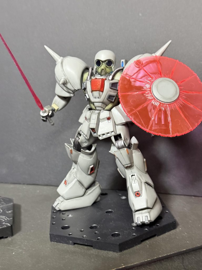 設定画でも緑ぽい部分はリアルタッチマーカーを使いました