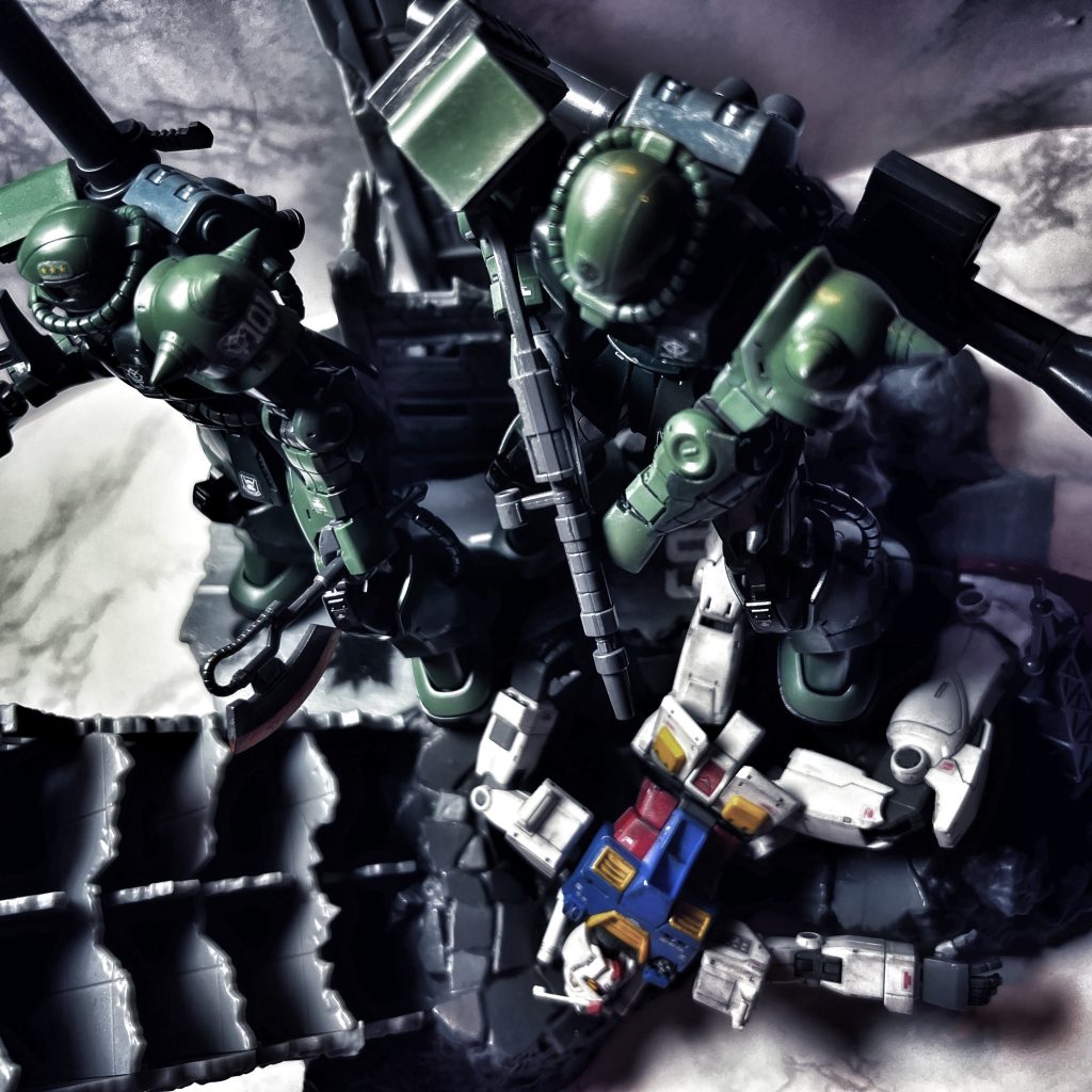 もしもデニム曹長が制止せずに援護することを選んでいたら、アムロが大地に立たせる前にガンダムを稼働不能にすることはジーンにも出来たんじゃないかなと