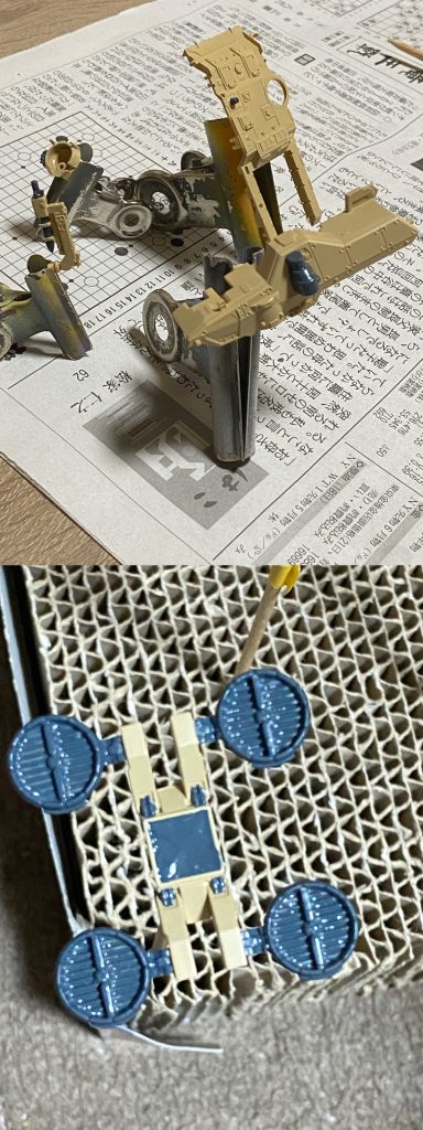 ジャーマングレー部は水性塗料で塗っています。