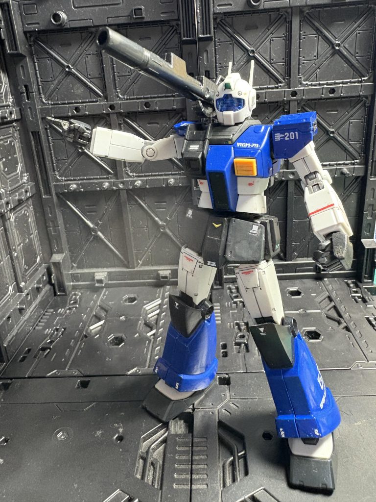 旧キットのパッケージアートをオマージュして、指差しパーツ作ってみました。