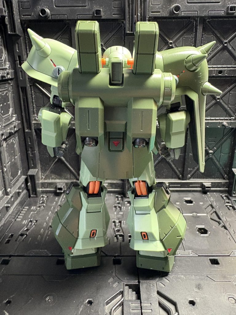 お尻上の▽マークの仕上げを忘れてました😅