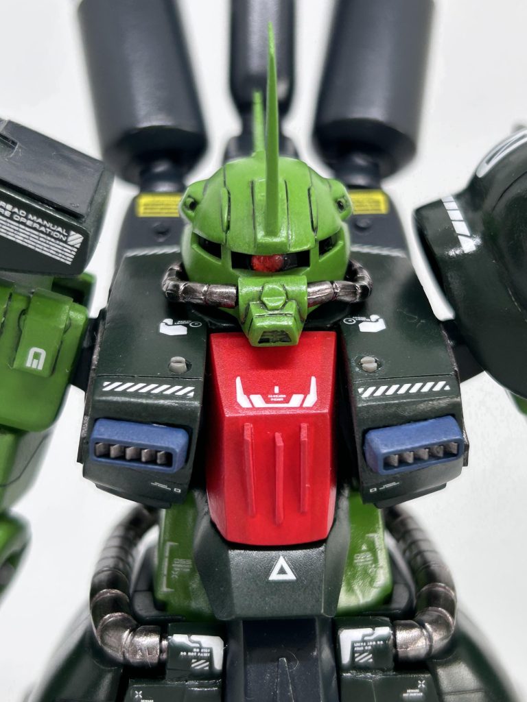 強そうなザクに見えますかね?