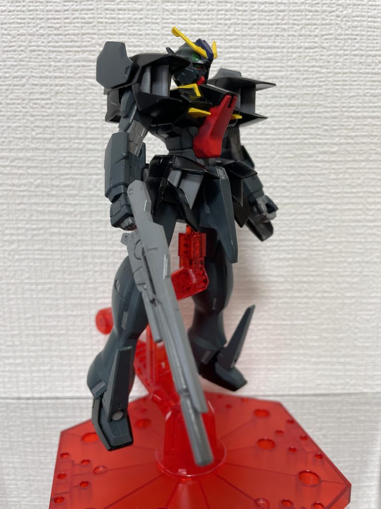 ガンダムラジエルブラックっていう機体があることを知りませんでした。個人的にはティターンズカラーにしか見えません。