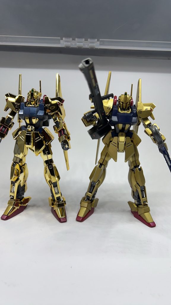 前に作った百式と。百式の数だけゴールドの数があると言われているとかいないとか。