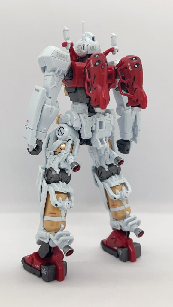 リンプラ白はかなり重宝しています。バーニアはシルバー&クリアーレッドです。