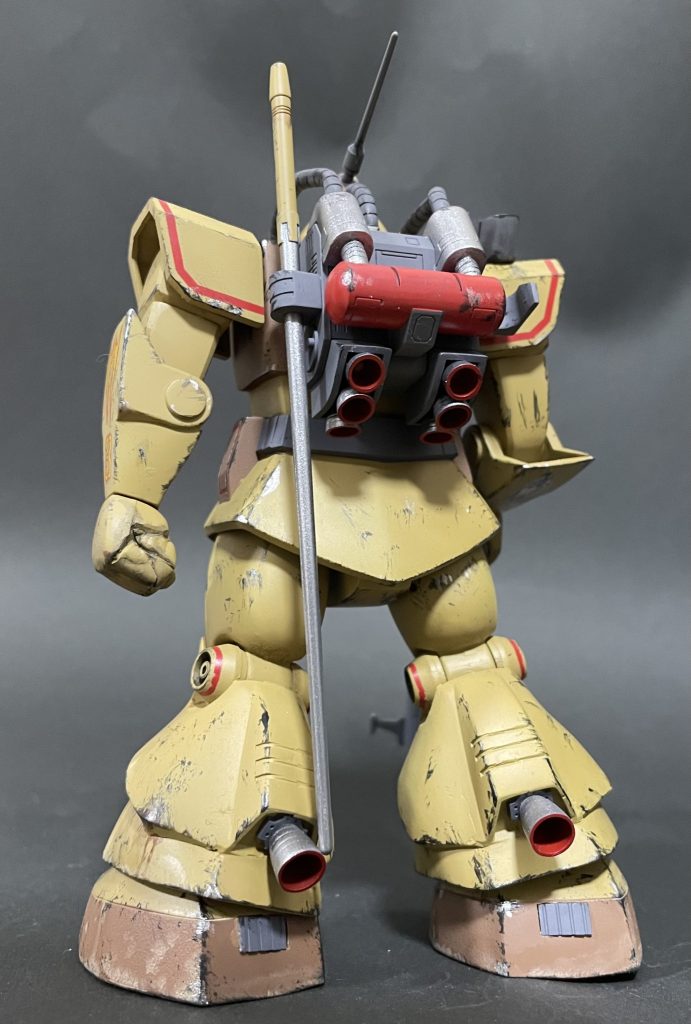 燃料タンクが赤いと、狙い撃ちされそうですね(笑)