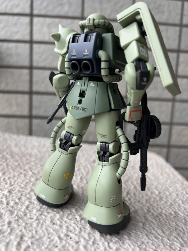 ブンドドのし過ぎてデカール、つや消しスプレーの塗膜ががハゲまくってますが、大丈夫。また貼り直し・吹き直ししてあげます。