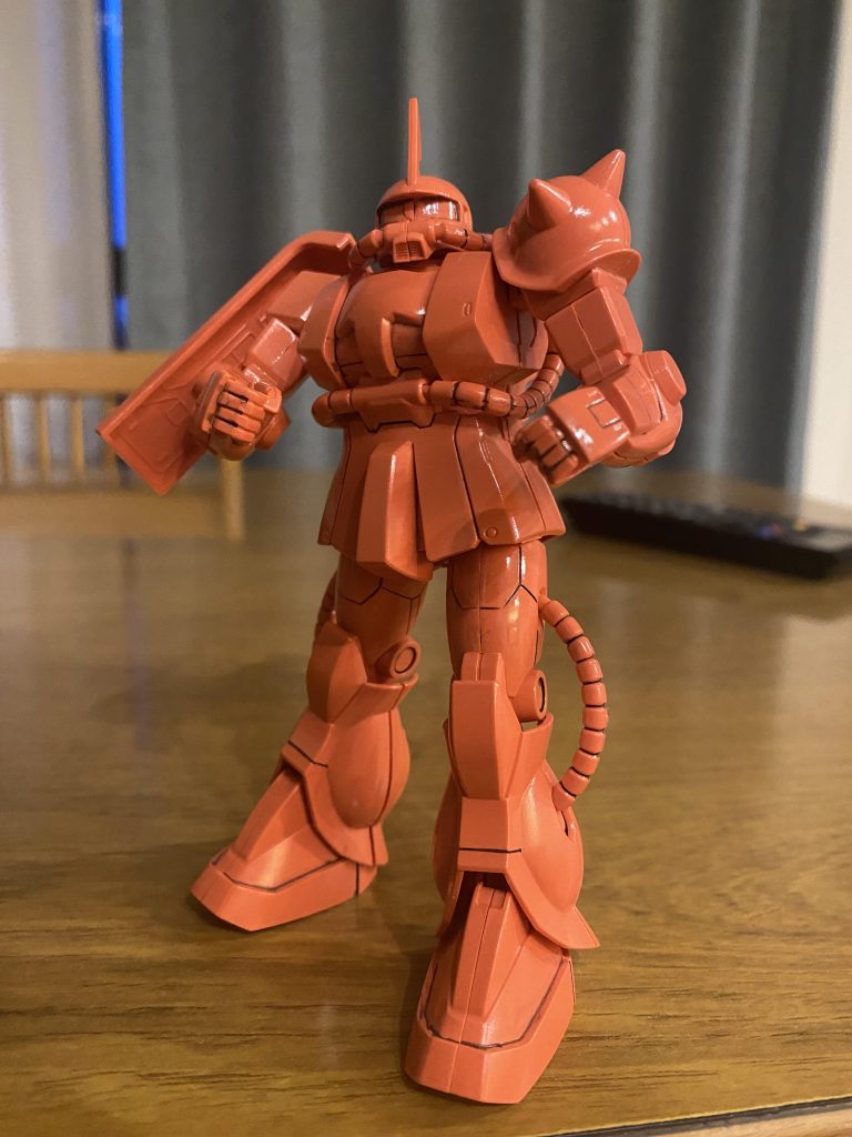 元の機体はこちら。完成ジャンク品ですがおそらくシャア専用のファーストグレードです。