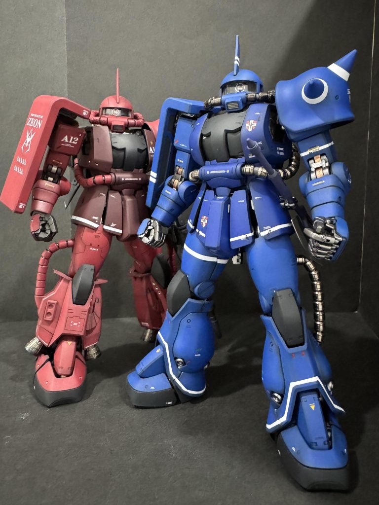 一つ目の赤鬼と青鬼😅RGなどハイスペックな1/144が台頭して以来、宇宙世紀もののMGやRE/100は再販中心でご新規がなかなか来ずに寂しい限り。ぼちぼちザクⅡ ver.3.0出ないかなぁ。ご観覧ありがとうございました😊