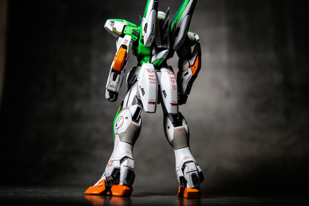 MG V2ガンダム–3枚目/制作者:しさお