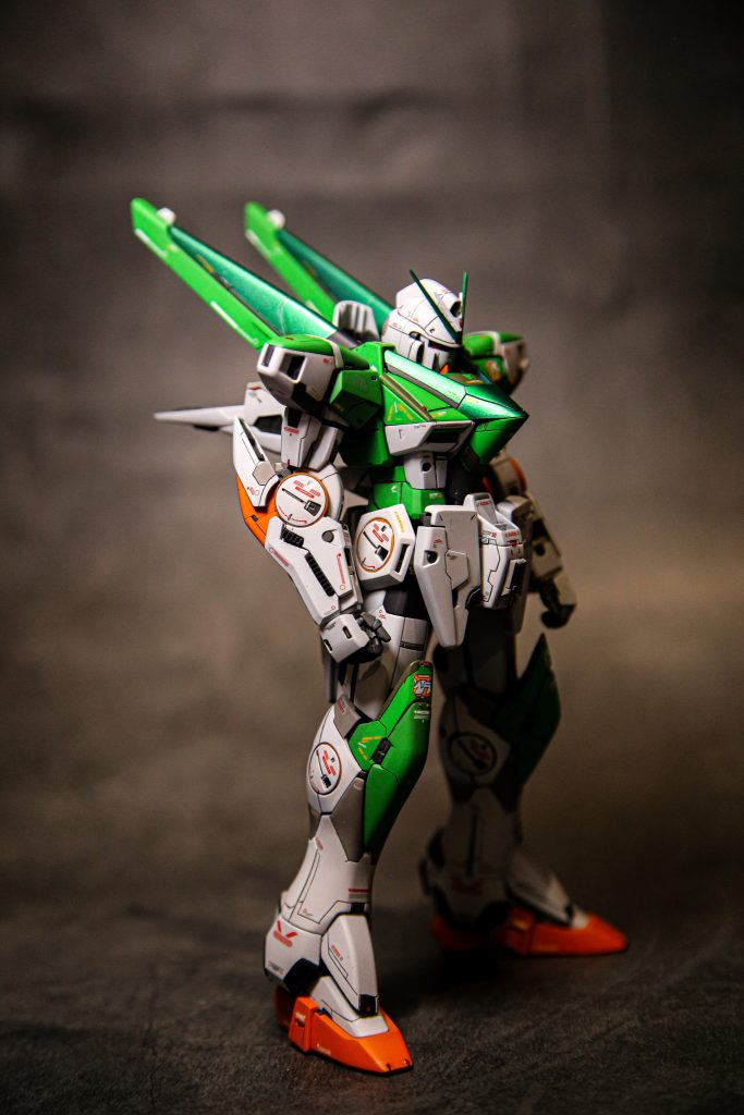 MG V2ガンダム–4枚目/制作者:しさお