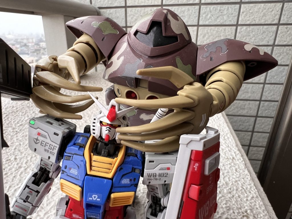 ハイパーハンマーの持ち合わせがないので、有名なあのポーズは再現出来ないです(;ω;)