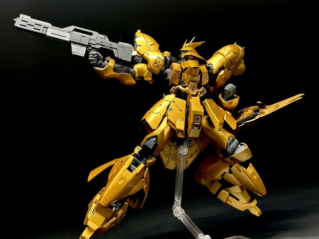 ゴールデンサザビー–6枚目/制作者：うろぼろす