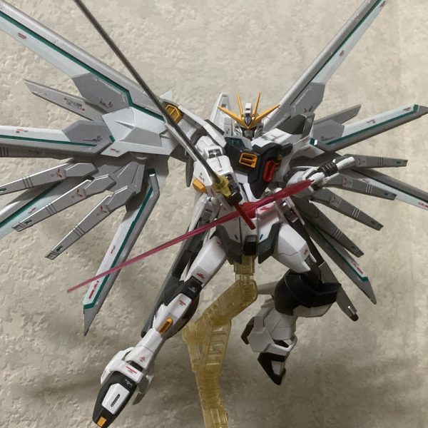 νガンダムカラーマイティーストライクフリーダムガンダム