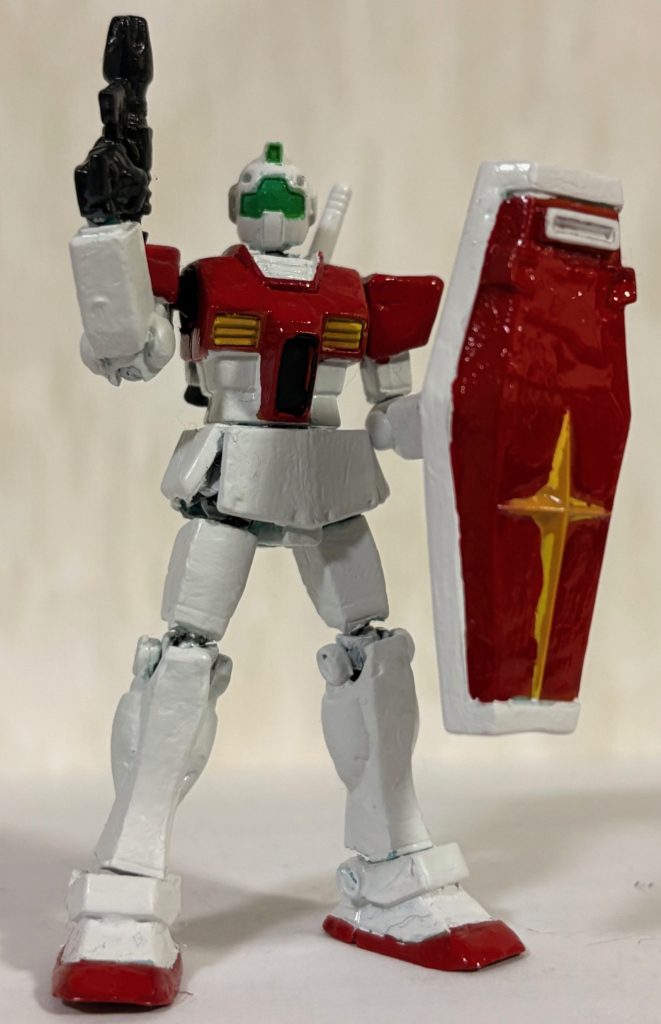 全身にボールジョイントを仕込んだ結果、ほぼフルスクラッチみたいな感じになりました。