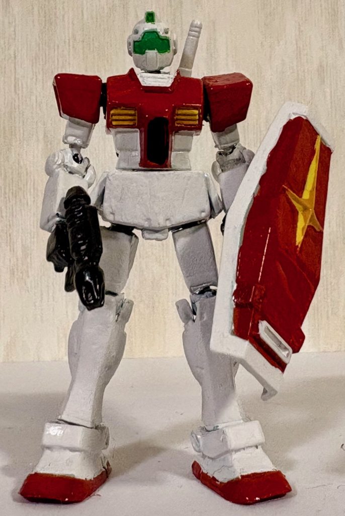 ボールジョイントなので割とグリグリ動きます。