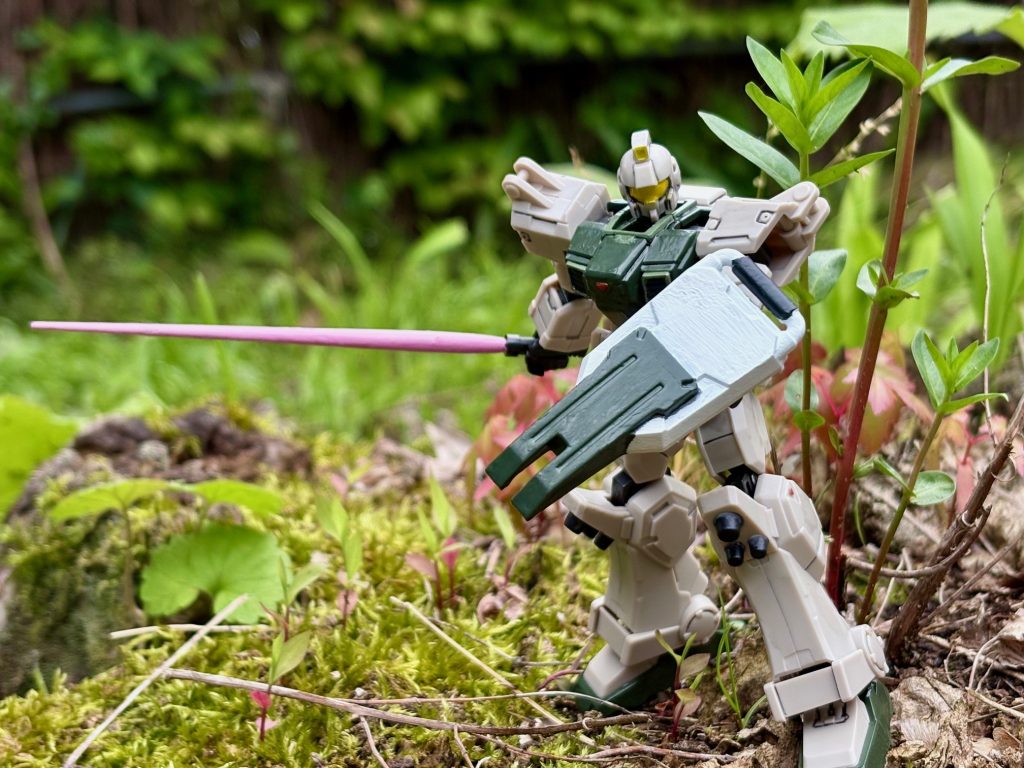 ビームサーベル抜刀。