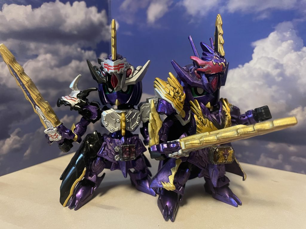 闇黒剣月闇を構えて