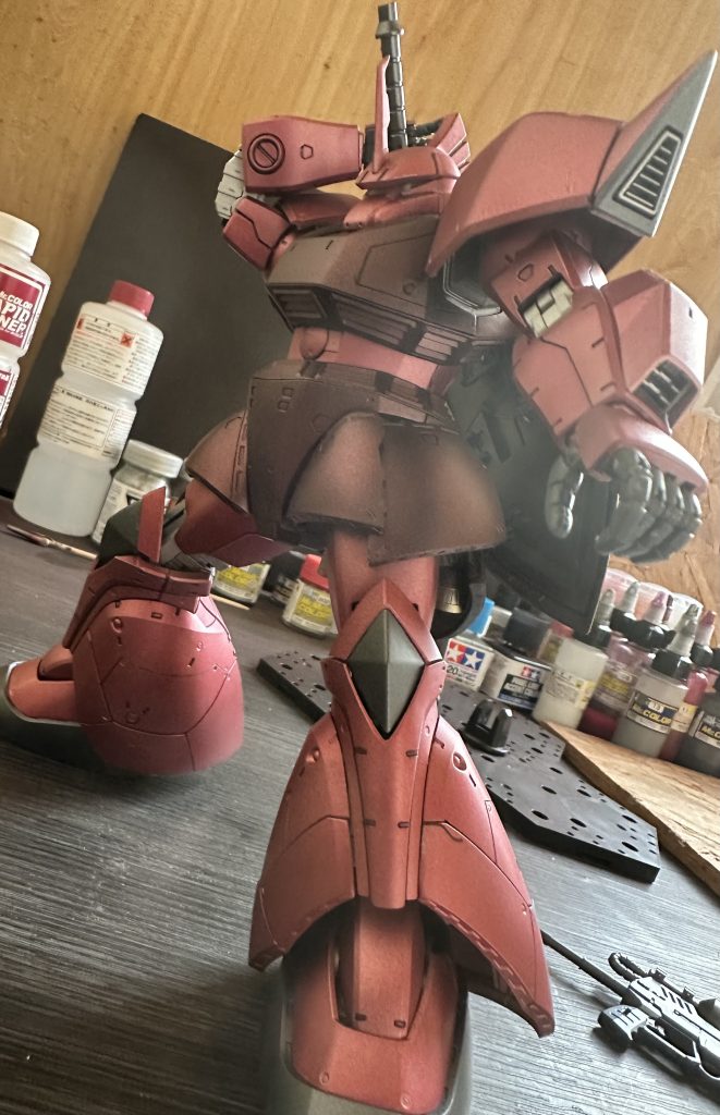 墨入れをちょこちょこしてます。スジ彫りも入れようとしたら失敗してまだまだです！