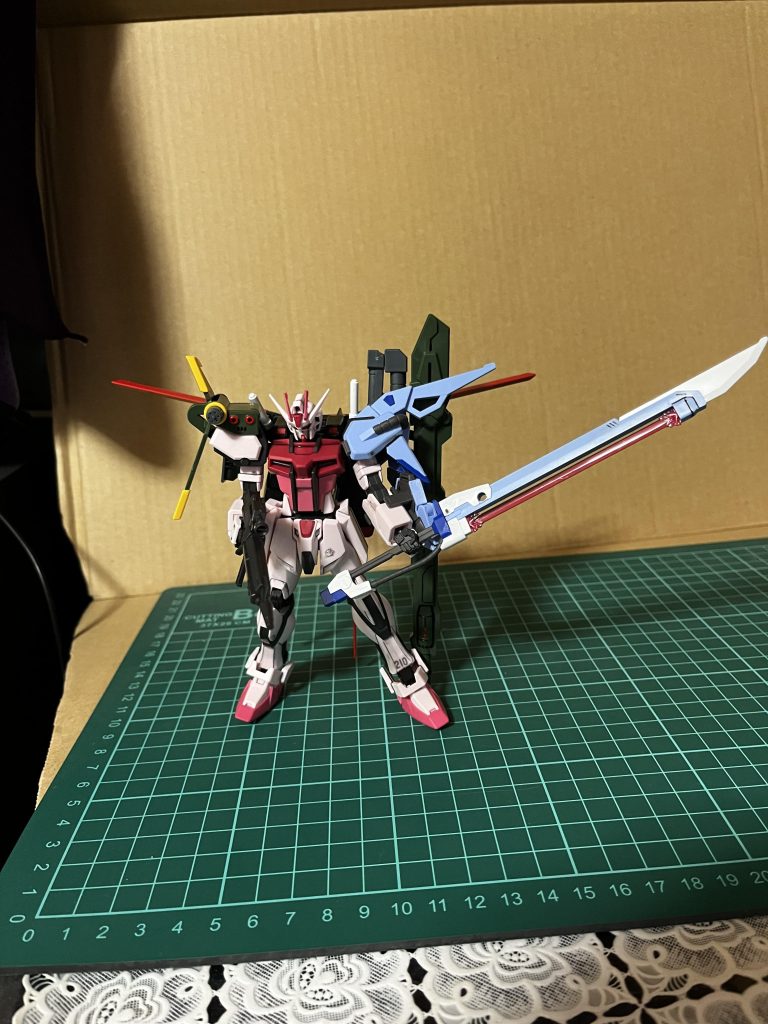 ストライクガンダムルージュパーフェクトパック–2枚目/制作者：アッキー