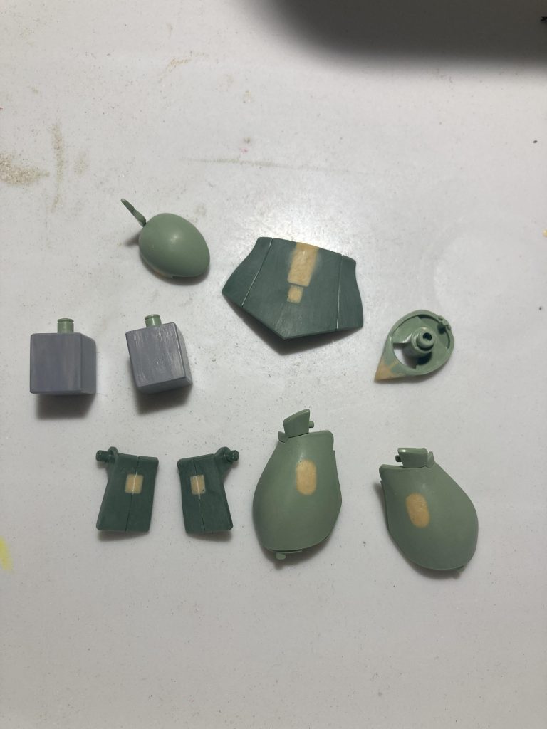 パテ埋め、プラ板加工