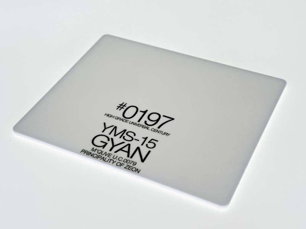 台座はアクリル板を適切なサイズにカットし、UV転写シートを追加加工することで制作仕上げました。ここでは、Kaiさん（wb：@-Kaiaiaiai-）にご協力いただきましたマーキング及び台座文字の図案作製について特記いたします。以下はポージングです、ご覧して頂きありがとうございました。