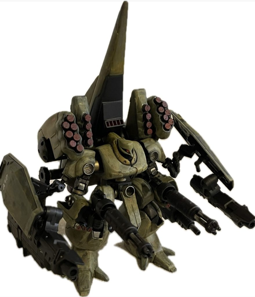 ジャンクパーツがあったので武装増し状態にもできるようにしてみました。