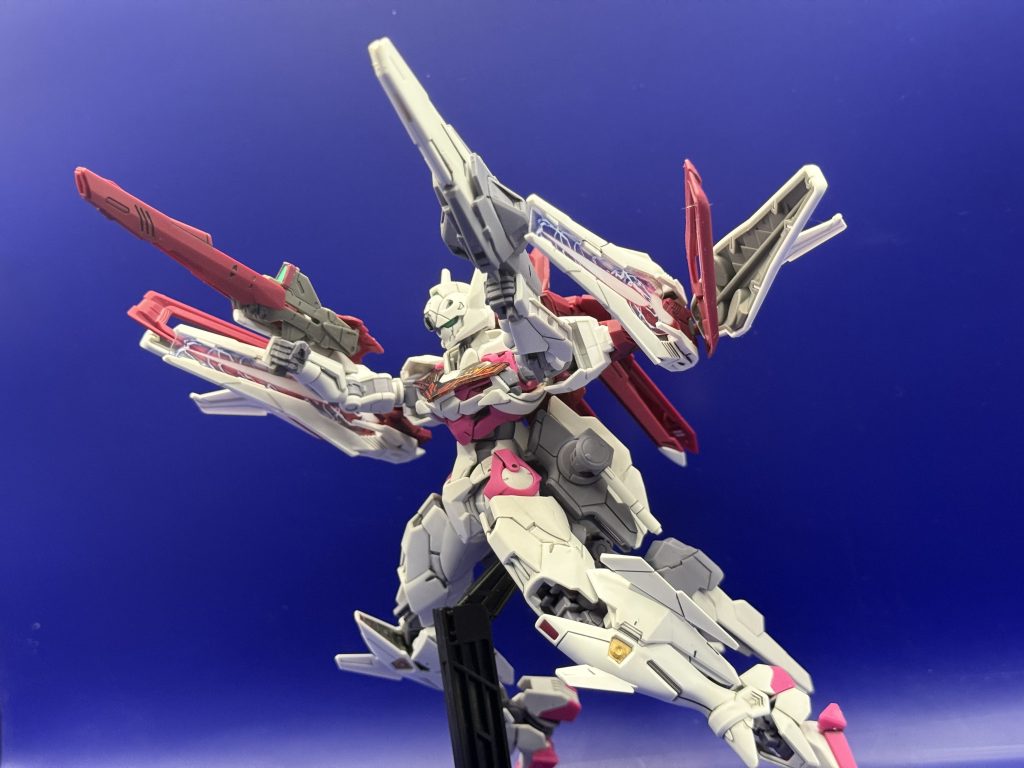 全武装を解放してのフルバーストモードやっぱり多数の武装を持つ機体はやりたくなります。