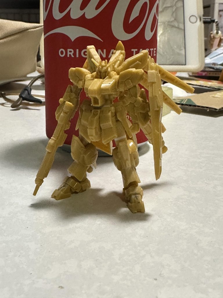 ウエストと太股を延長してスタイル変更してみました。アンテナシャープはデザインナイフとミニ彫刻刀で指プルプルしながら頑張りました