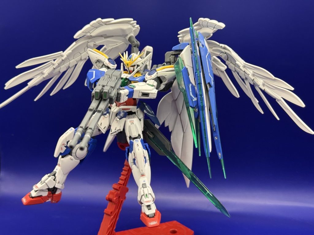 そしてツインバスターライフルといえばドッキングさせてのこのポーズ!対話する気のない相手にはぶっぱなします!