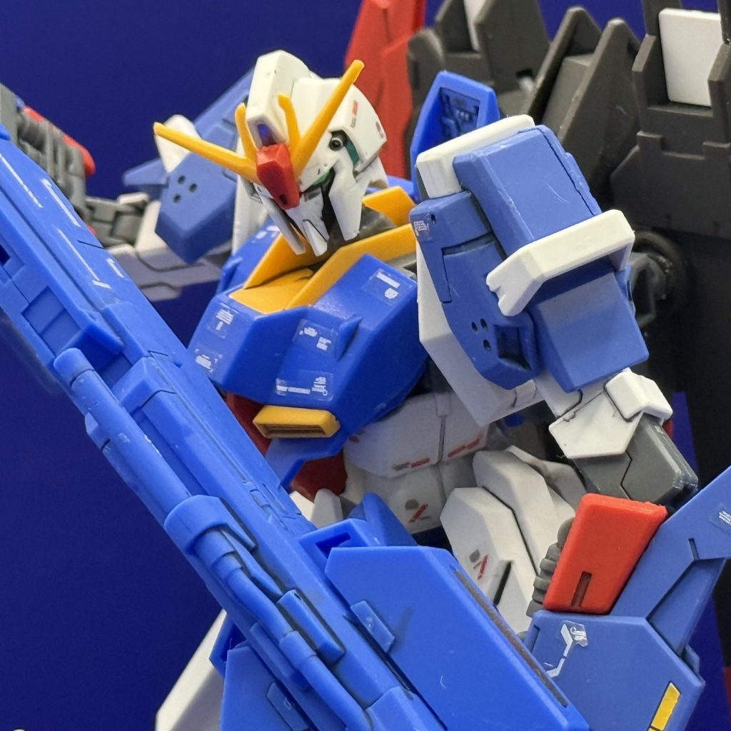 ライトニングZガンダム、トランジェントガンダム、シュバルツ